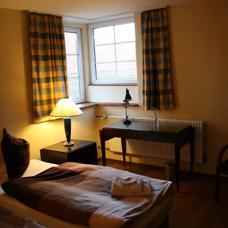 Hotel Zum Dannenbuettel 3*