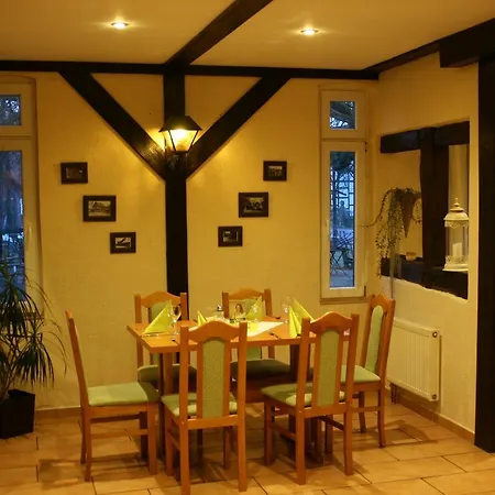 Hotel Zum Dannenbuettel 3*